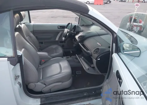 2004 Volkswagen New Beetle Gls из США, поврежденный, VIN 3VWCM31Y44M345135